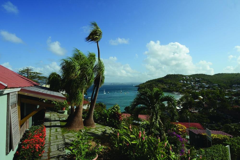 Le Panoramic Aparthotel เลส์ทรัวส์-ซีเลต์ ภายนอก รูปภาพ