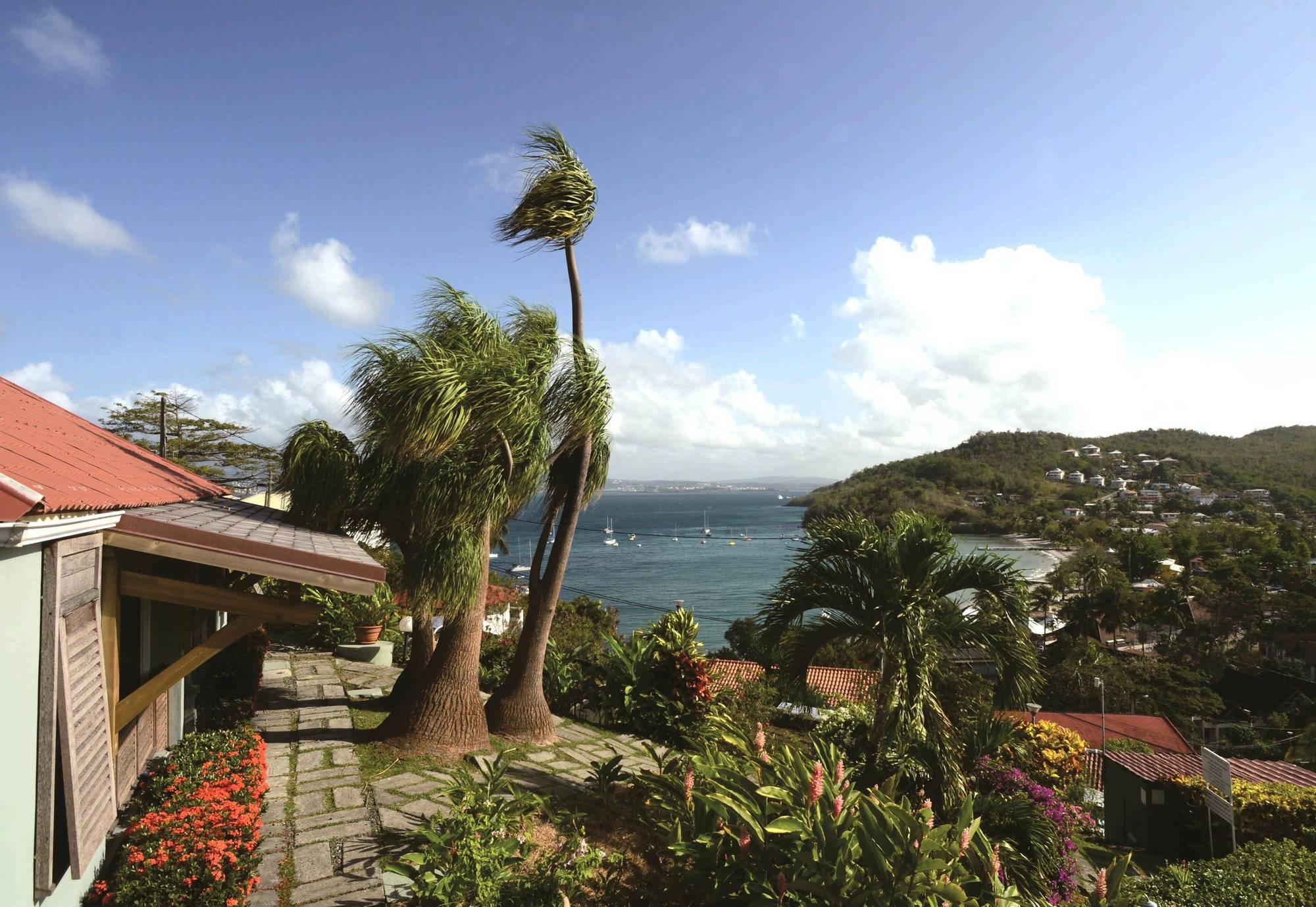 Le Panoramic Aparthotel เลส์ทรัวส์-ซีเลต์ ภายนอก รูปภาพ