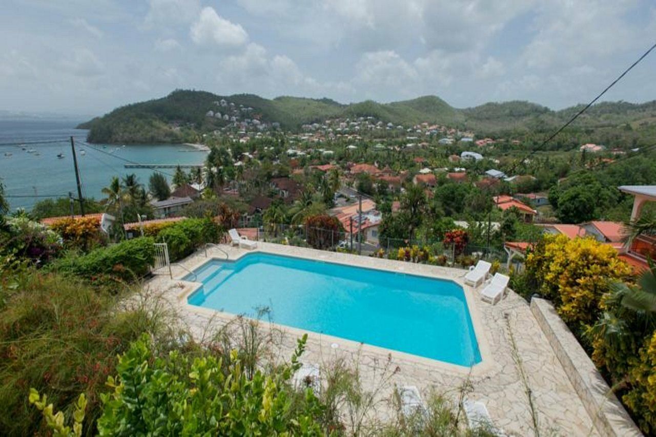 Le Panoramic Aparthotel เลส์ทรัวส์-ซีเลต์ ภายนอก รูปภาพ