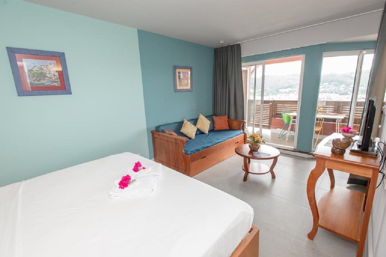 Le Panoramic Aparthotel เลส์ทรัวส์-ซีเลต์ ภายนอก รูปภาพ